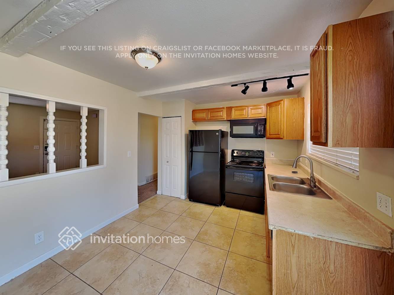 Building Photo - 5511 Revere St