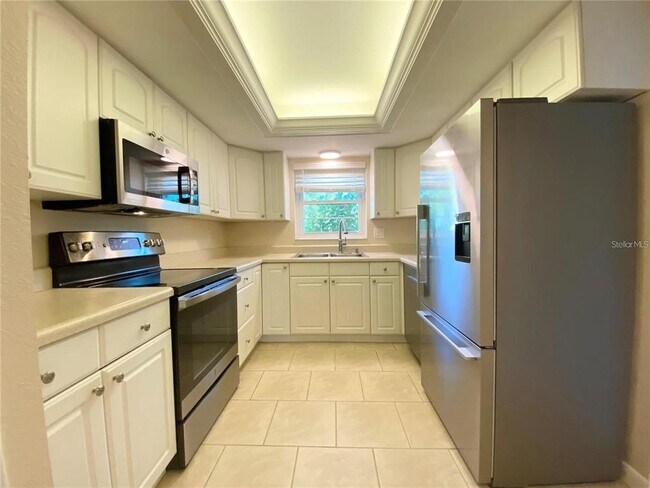 Building Photo - 3625 Longmeadow