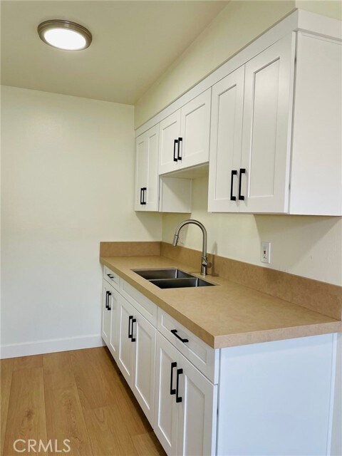 Building Photo - 4777 W 132nd St