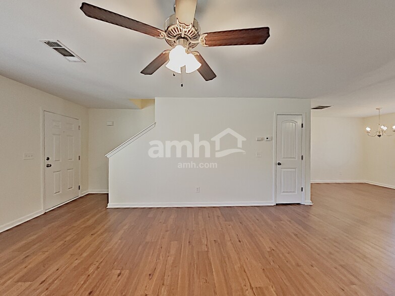 Building Photo - 4863 Clarkstone Dr