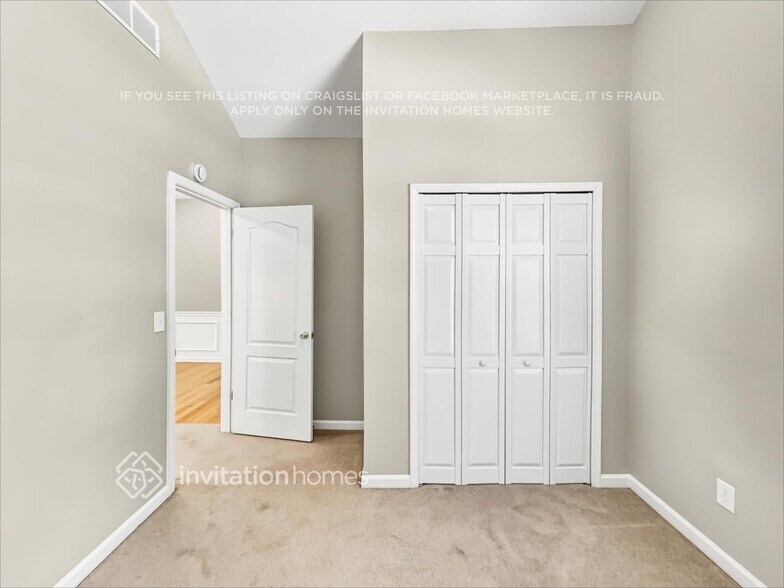 Building Photo - 5020 Fieldstone View Cir