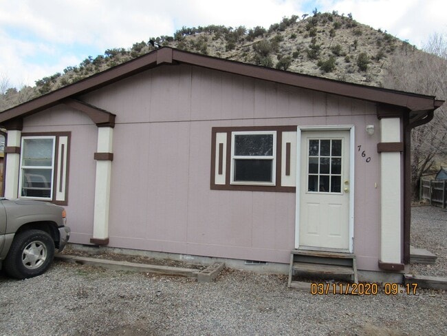 Building Photo - MANUFACTURED SINGLE FAMILY HOME IN NEW CASTLE!!