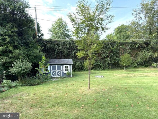 Building Photo - 153 Othoridge Rd