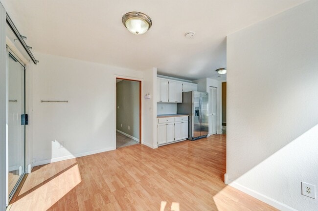 Building Photo - Welcome home to this charming two story in...