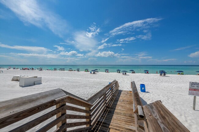 Building Photo - 3290 Scenic Hwy 98