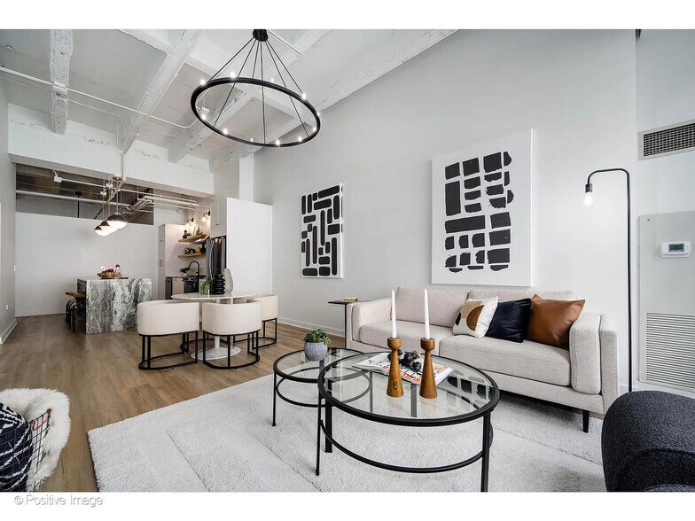 Building Photo - 20 N State St