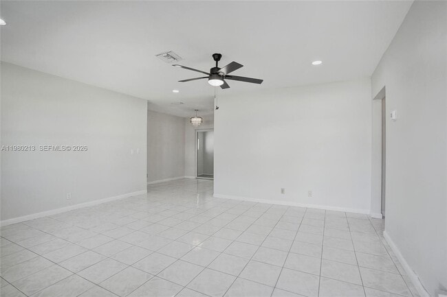 Building Photo - 2621 SW Natura Ave