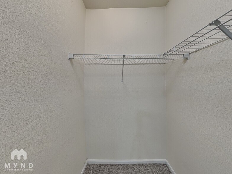 Building Photo - 3854 S Dayton Way