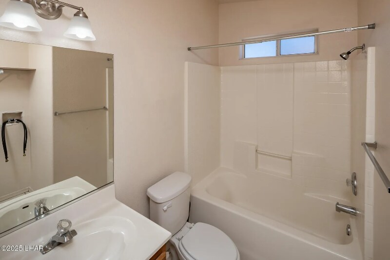 Building Photo - 3188 Desert Dr
