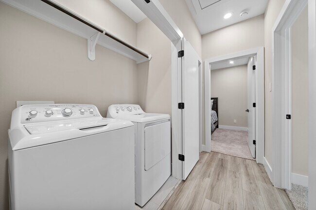 Building Photo - 11 Wellford St