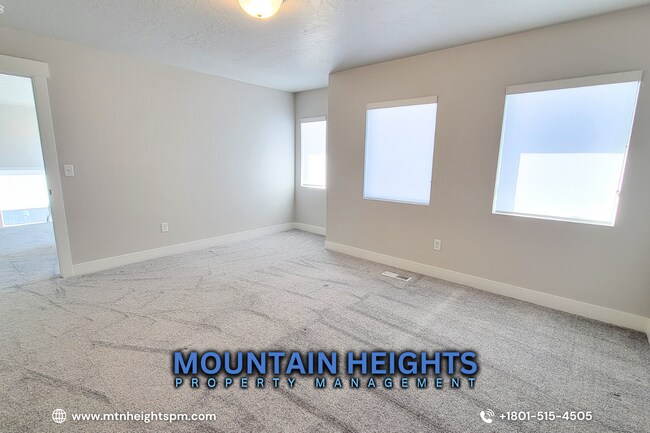 Building Photo - 2234 W Northridge Dr