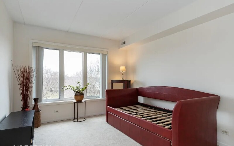 Building Photo - 12900 W Heiden Cir