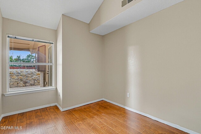 Building Photo - 14336 Puentecillas Dr