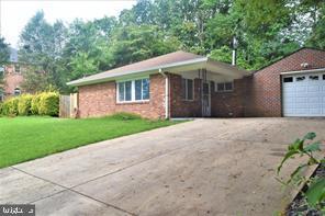 Building Photo - 7221 Barry Rd