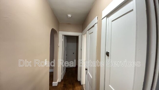 Building Photo - 1019 Burleigh Ave