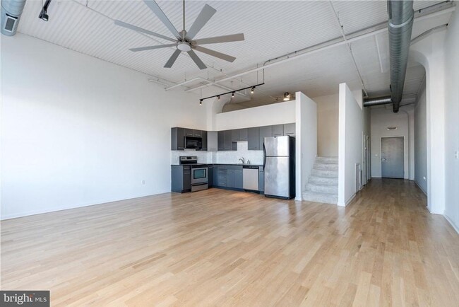 Building Photo - 2200 Arch St