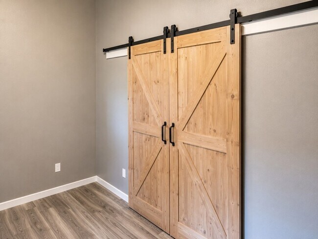 Building Photo - 5114 Enchanted Timbers Dr