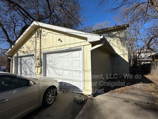 Building Photo - 225 Ottawa St