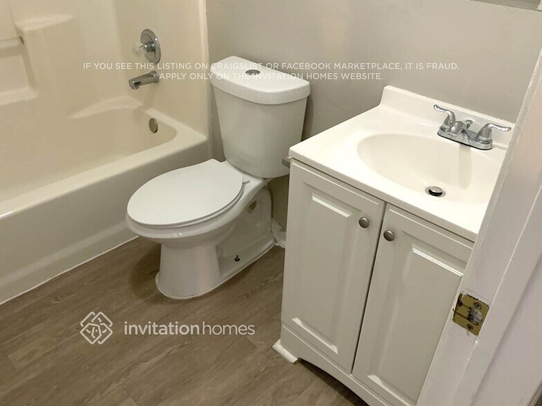 Building Photo - 429 Casie Ct