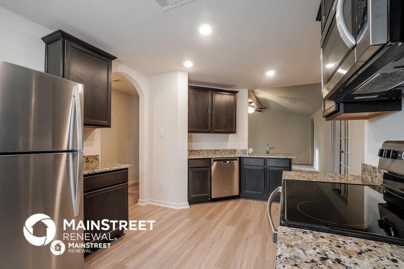 Building Photo - 26233 Raphael Dr