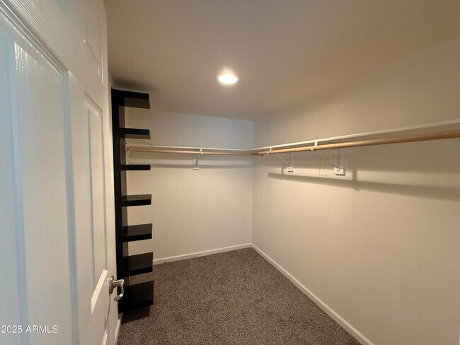 Building Photo - 4613 S Rita Ln