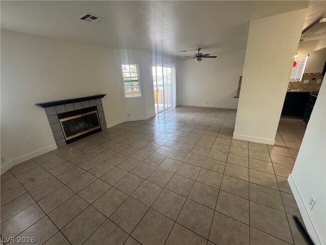 Building Photo - 6233 Ilanos Ln