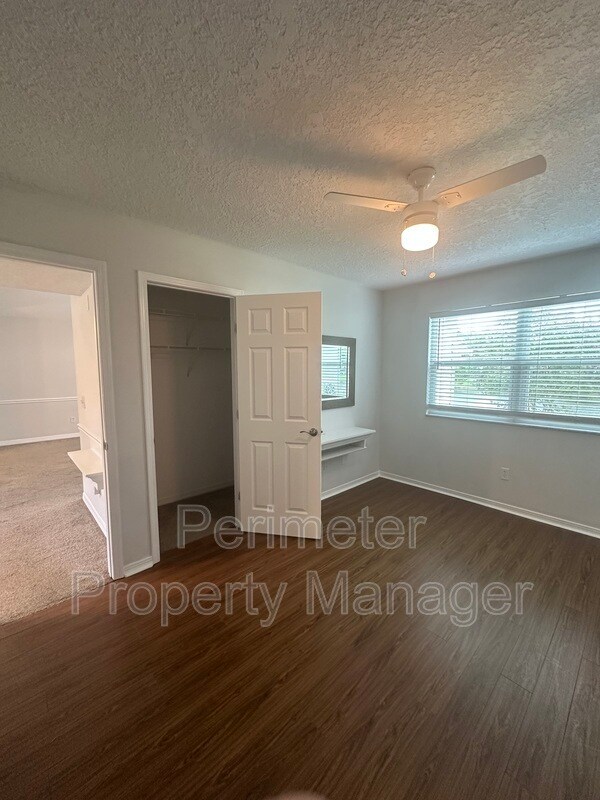 Building Photo - 2867 Lantana Lakes Dr W