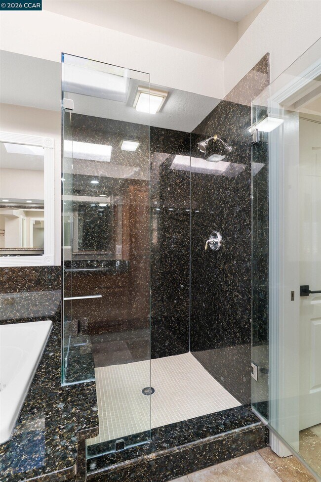 Building Photo - 313 Deepcreek Ct