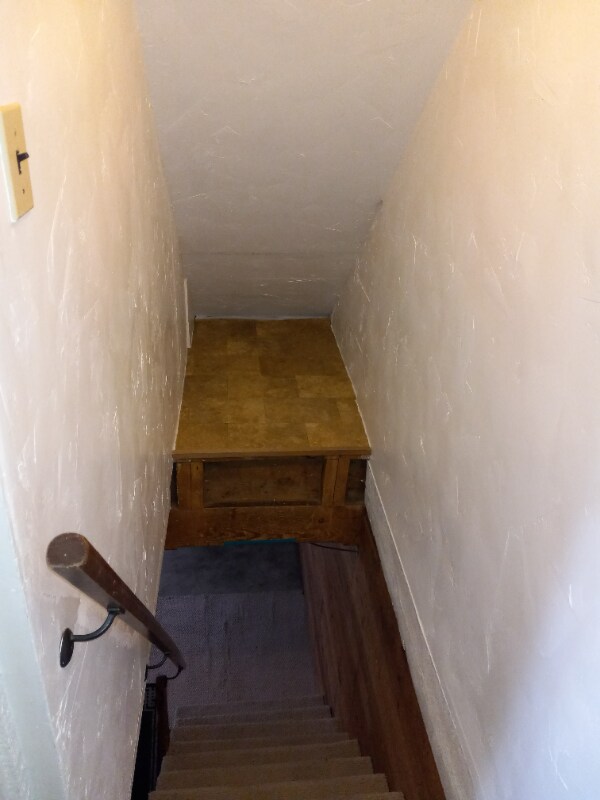 Building Photo - 2 W Pacific St