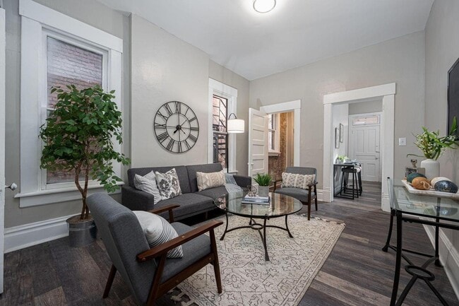 Building Photo - 1256 Neil Ave