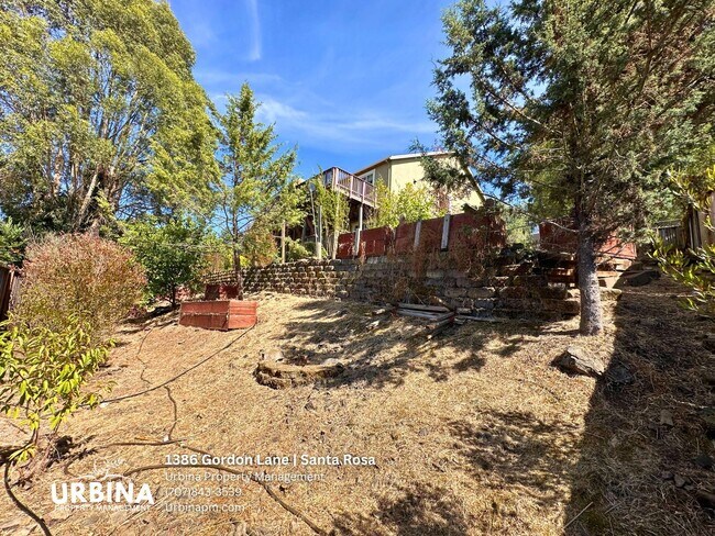 Building Photo - 1386 Gordon Ln