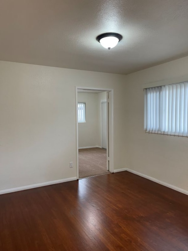 Building Photo - 1530 Drexel Dr