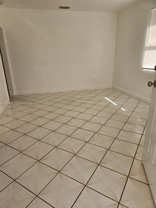 Building Photo - 1031 Atlantic Ave