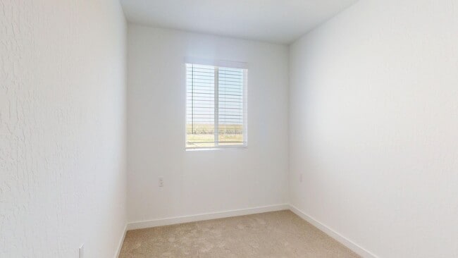 Building Photo - 3249 Carambola Ave