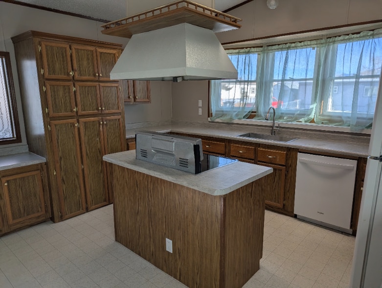 Building Photo - 429 1/2 Morning Dove Dr