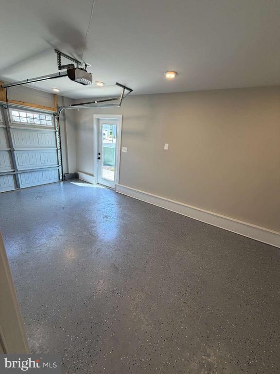 Building Photo - 8700 Stevenson Ln