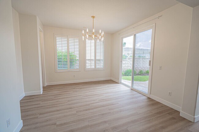 Building Photo - Spacious 4-Bedroom Pool Home in Saugus with Stunning Views & Community Amenities!