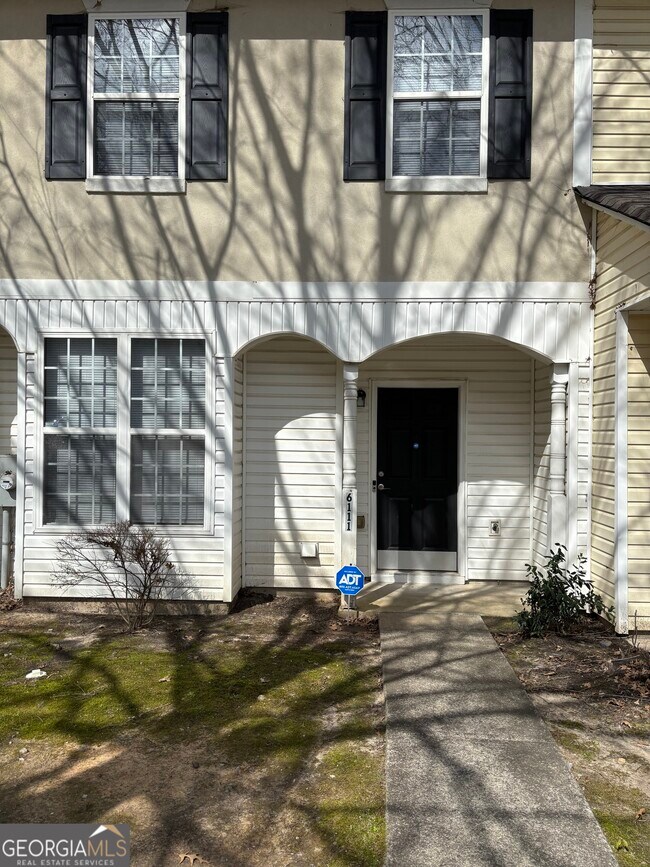 Building Photo - 6111 Camden Forrest Dr