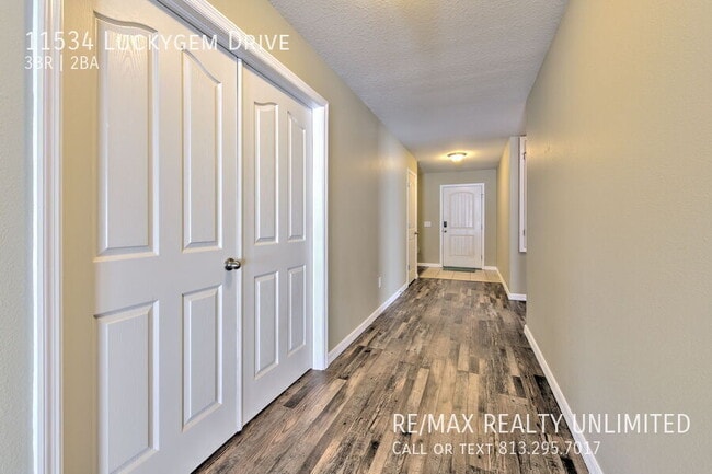 Building Photo - 11534 Luckygem Dr