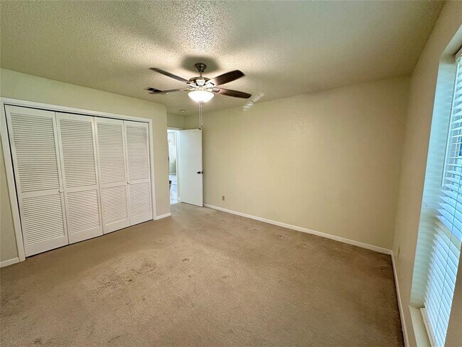 Building Photo - 9004 Vogue Ln