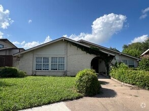 Building Photo - 1413 Glouchester Dr