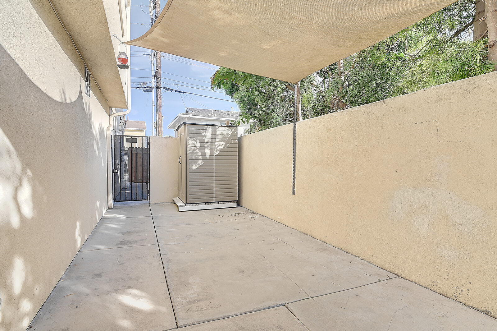 Building Photo - 17054 A Ln