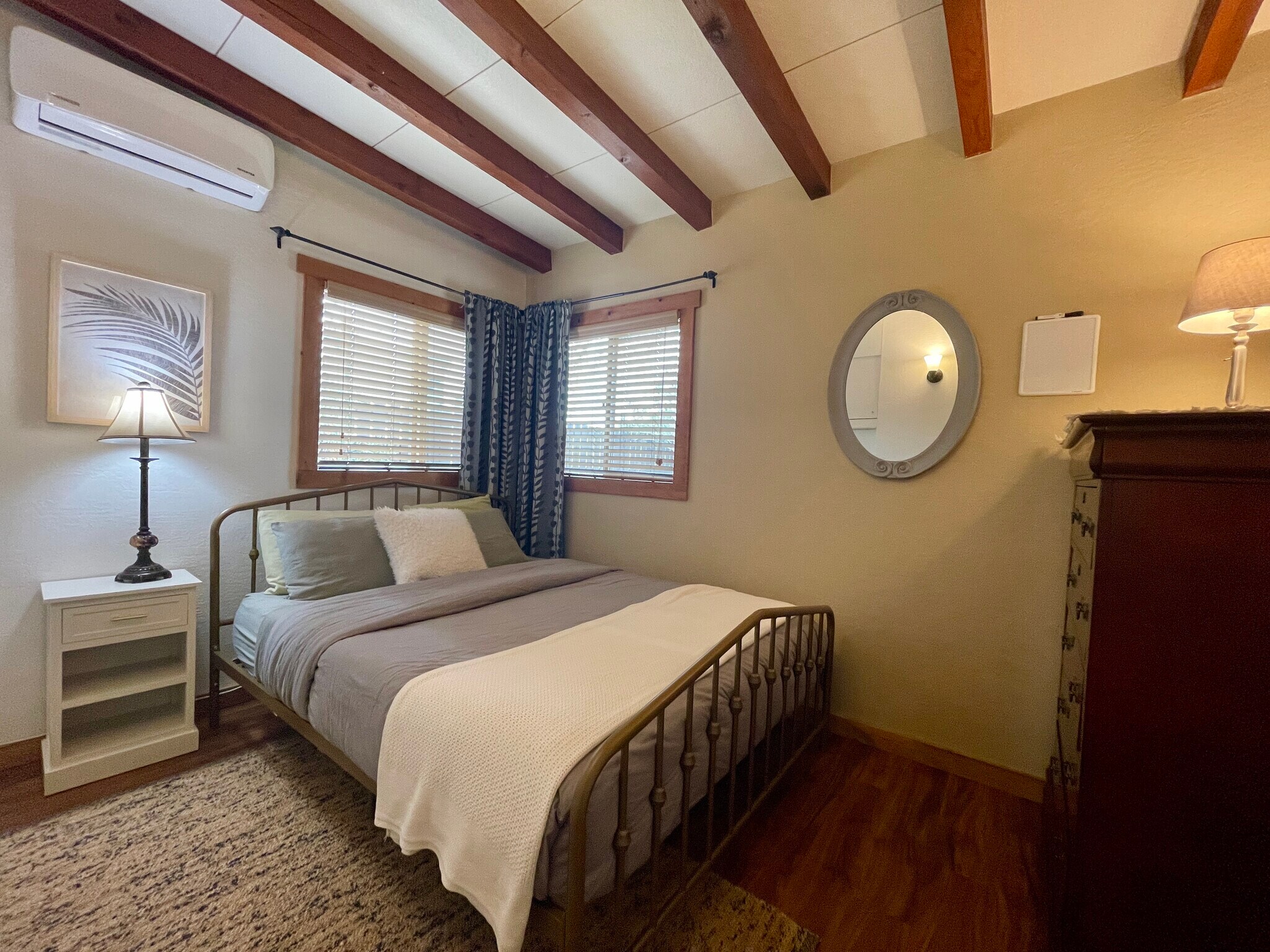 Building Photo - 71590 Juanita Dr