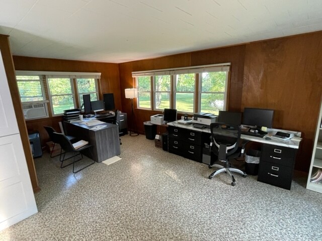 Building Photo - 12980 NW Sheldahl Dr