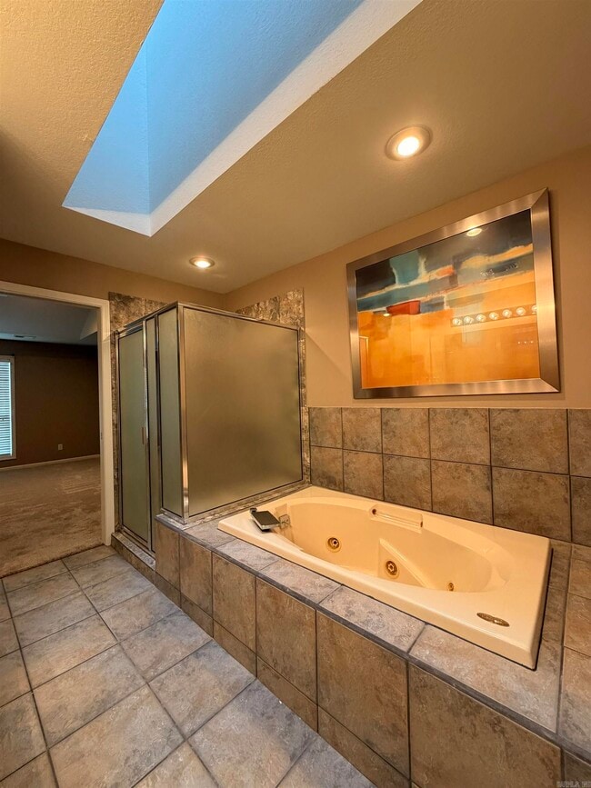 Building Photo - 31 Enclave Cir