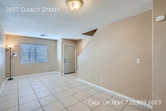 Building Photo - Charming Wexford Village Home: Open Layout...