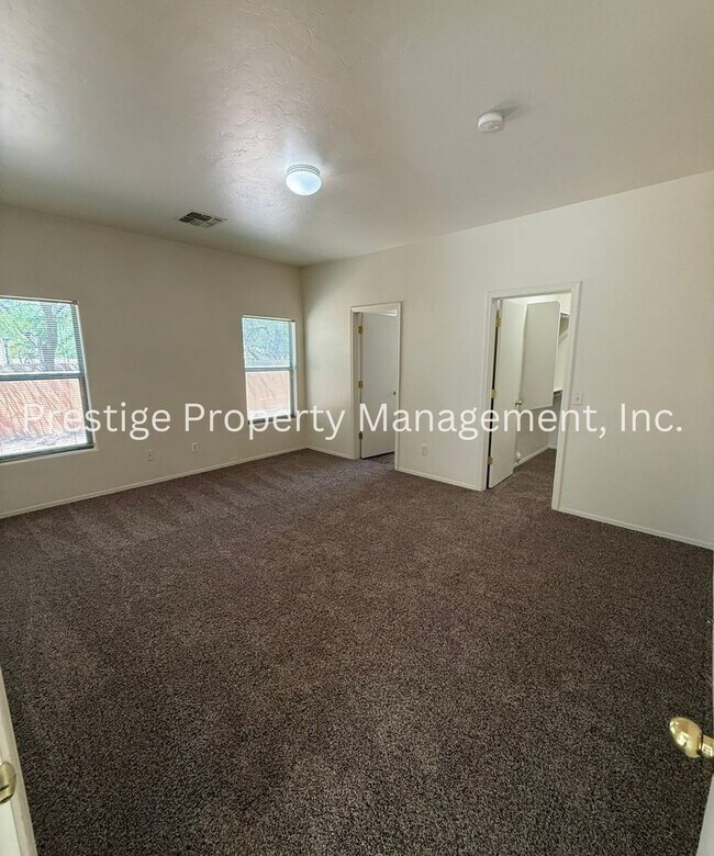 Building Photo - Sahuarita Gem Call Now