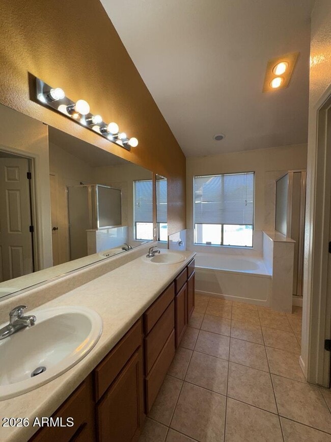 Building Photo - 2628 Sausalito Ct