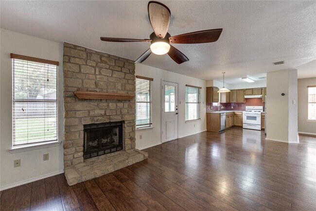 Building Photo - 13210 Marrero Dr