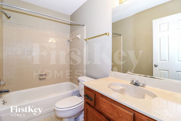 Building Photo - 1330 Fox Trace Dr